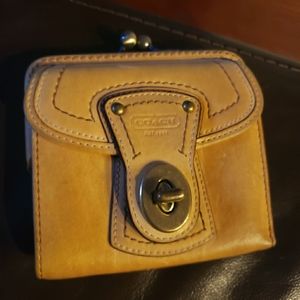 Coach Wallet Tan Leather